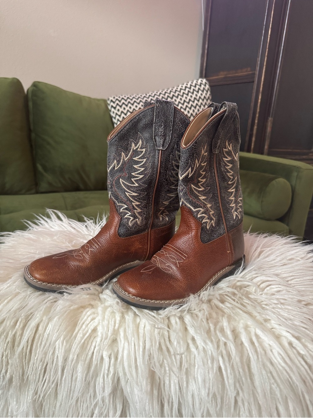 Kids Brown Leather Western Cowboy Boots with Embroidered Dark Shaft